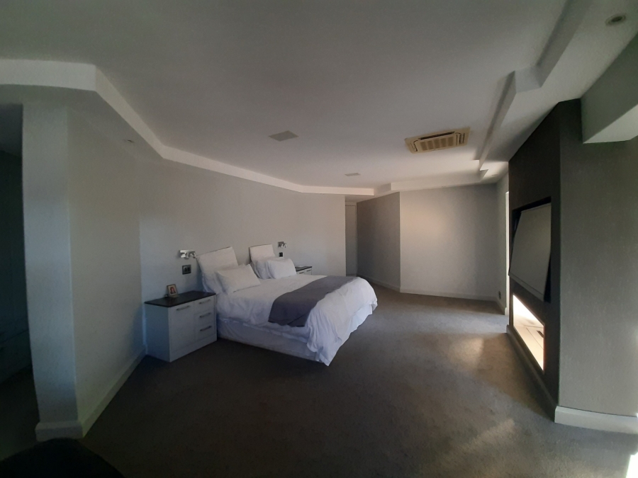 4 Bedroom Property for Sale in Nahoon Valley Park Eastern Cape
